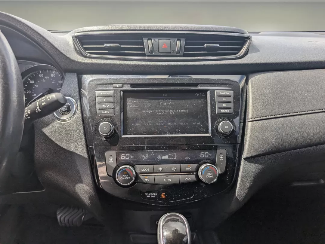 2019 /Charcoal Nissan Rogue SV (KNMAT2MT2KP) with an Other engine, located at 3959 U.S. 80 W, Phenix City, AL, 36870, (334) 297-4885, 32.469296, -85.135185 - 2019 Nissan Rogue SV - Photo#15