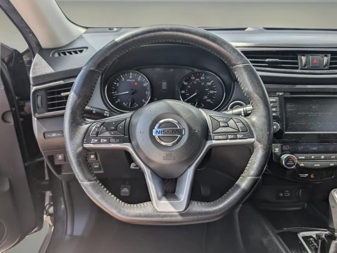 2019 /Charcoal Nissan Rogue SV (KNMAT2MT2KP) with an Other engine, located at 3959 U.S. 80 W, Phenix City, AL, 36870, (334) 297-4885, 32.469296, -85.135185 - 2019 Nissan Rogue SV - Photo#16