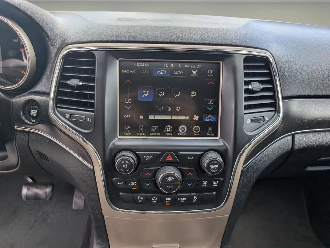 2017 /Black Jeep Grand Cherokee Limited (1C4RJEBGXHC) with an Other engine, located at 3959 U.S. 80 W, Phenix City, AL, 36870, (334) 297-4885, 32.469296, -85.135185 - Discover your next adventure with the 2017 Jeep Grand Cherokee Limited, the perfect SUV for those who crave both style and functionality! Whether you're a growing family looking for a reliable vehicle, a daily commuter who needs comfort on the road, or an outdoor enthusiast ready to tackle weekend g - Photo#14
