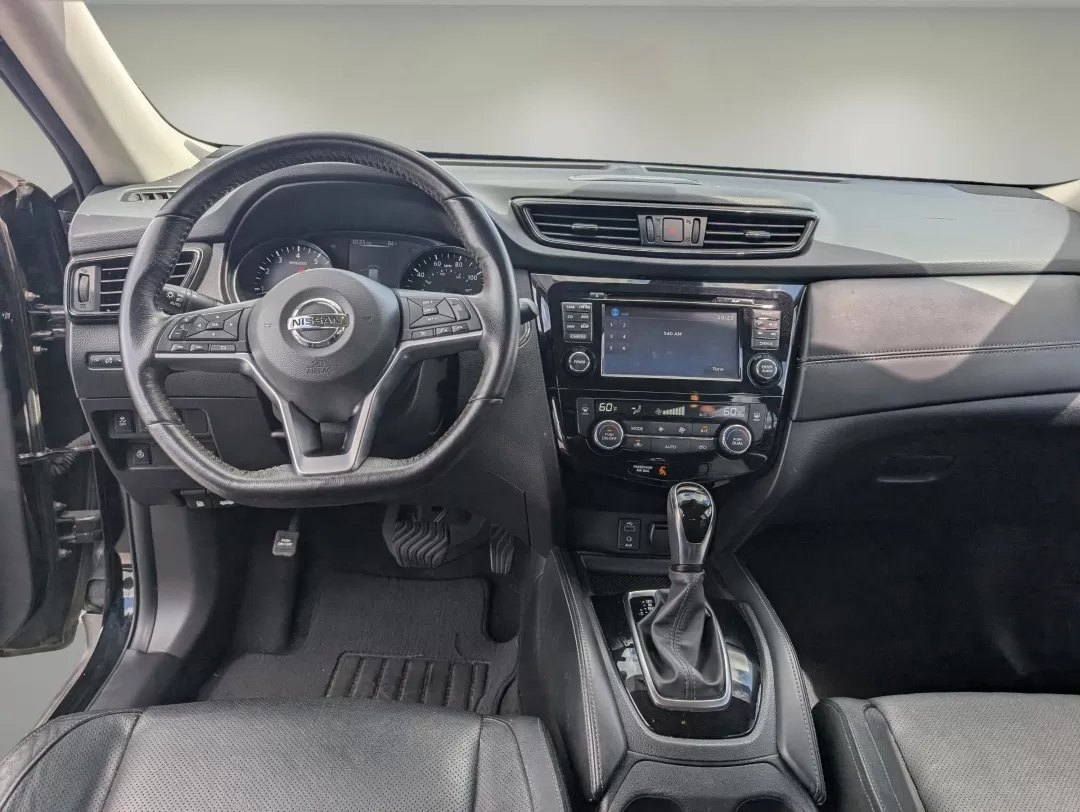 2017 /Charcoal Nissan Rogue SL (JN8AT2MT6HW) with an Other engine, located at 3959 U.S. 80 W, Phenix City, AL, 36870, (334) 297-4885, 32.469296, -85.135185 - ### Discover Life in Motion with the 2017 Nissan Rogue SL at Gils Auto Phenix City, AL<br /> <br /> Are you ready to elevate your family adventures or tackle your daily commute with style and confidence? The 2017 Nissan Rogue SL, available now at Gils Auto in Phenix City, AL, is designed for those - Photo#12