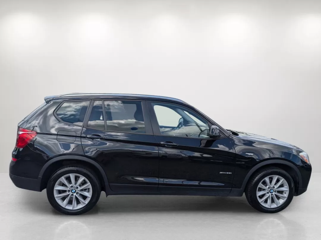2017 BMW X3 sDrive28i (5UXWZ7C53H0) with an Other engine, located at 521 Old Farm Lane Rd, Prattville, AL, 36066, (334) 325-1505, 32.482460, -86.416367 - **Elevate Your Lifestyle with the 2017 BMW X3 at Gils Auto Phenix City!**<br /> <br /> Are you ready to enhance your daily commute or weekend adventures? The 2017 BMW X3 sDrive28i is the perfect blend of luxury and practicality, ideal for those who seek a stylish and reliable SUV. Whether you're na - Photo#3