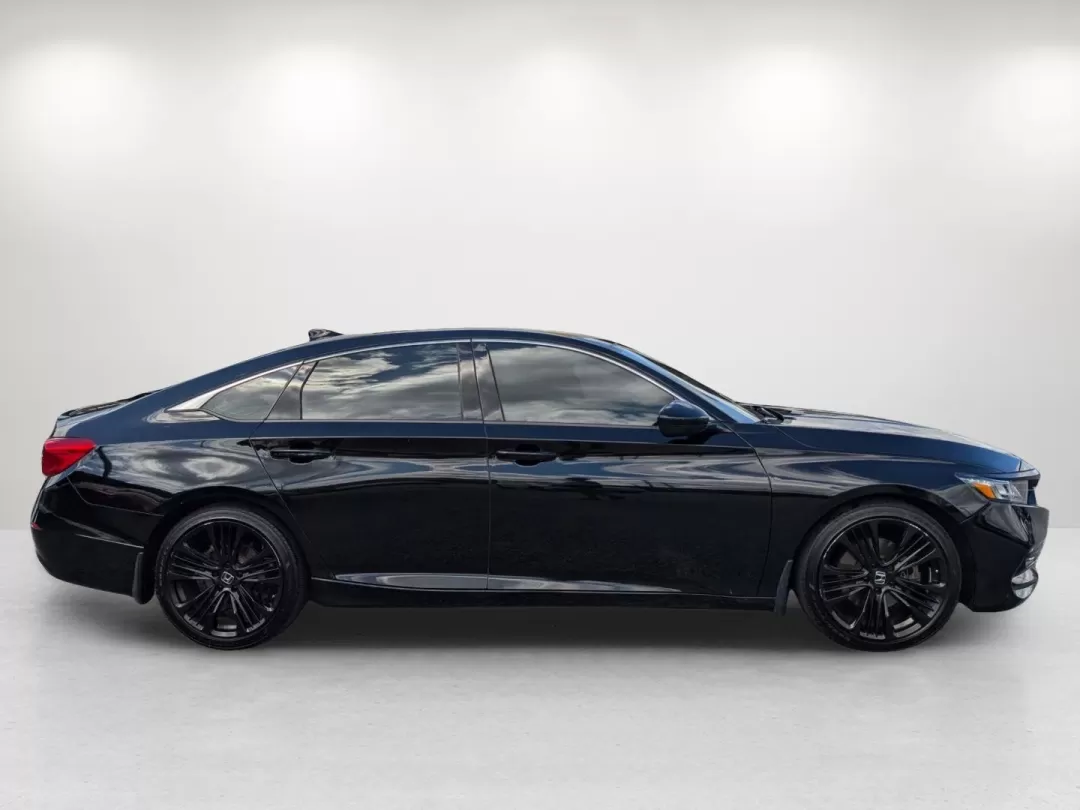 2018 Honda Accord Sedan Sport 1.5T (1HGCV1F31JA) with an Other engine, located at 3959 U.S. 80 W, Phenix City, AL, 36870, (334) 297-4885, 32.469296, -85.135185 - **Unleash Your Driving Experience with the 2018 Honda Accord Sedan at Gils Auto - Phenix City!**<br /> <br /> Are you ready to elevate your daily commute or embark on weekend adventures? The 2018 Honda Accord Sedan, available now at Gils Auto in Phenix City, AL, is the perfect vehicle for anyone see - Photo#4