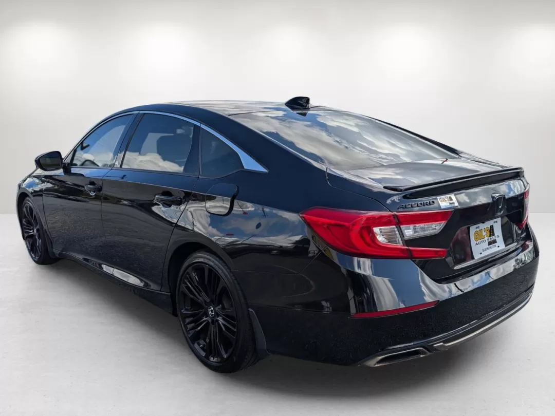 2018 Honda Accord Sedan Sport 1.5T (1HGCV1F31JA) with an Other engine, located at 3959 U.S. 80 W, Phenix City, AL, 36870, (334) 297-4885, 32.469296, -85.135185 - **Unleash Your Driving Experience with the 2018 Honda Accord Sedan at Gils Auto - Phenix City!**<br /> <br /> Are you ready to elevate your daily commute or embark on weekend adventures? The 2018 Honda Accord Sedan, available now at Gils Auto in Phenix City, AL, is the perfect vehicle for anyone see - Photo#7