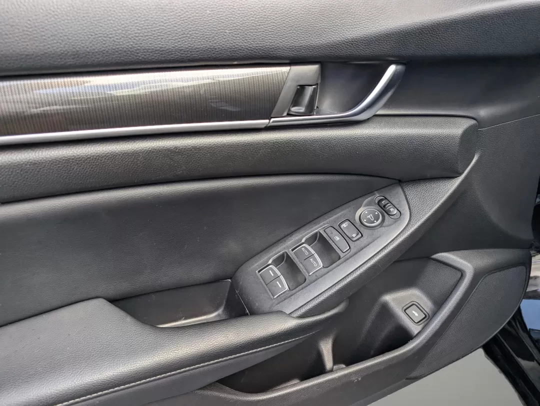 2018 Honda Accord Sedan Sport 1.5T (1HGCV1F31JA) with an Other engine, located at 3959 U.S. 80 W, Phenix City, AL, 36870, (334) 297-4885, 32.469296, -85.135185 - **Unleash Your Driving Experience with the 2018 Honda Accord Sedan at Gils Auto - Phenix City!**<br /> <br /> Are you ready to elevate your daily commute or embark on weekend adventures? The 2018 Honda Accord Sedan, available now at Gils Auto in Phenix City, AL, is the perfect vehicle for anyone see - Photo#9