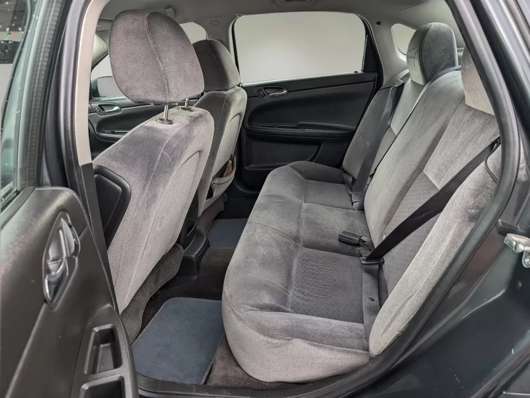 2014 /Ebony Chevrolet Impala Limited LT (2G1WB5E33E1) with an Other engine, located at 521 Old Farm Lane Rd, Prattville, AL, 36066, (334) 325-1505, 32.482460, -86.416367 - **Drive Your Dreams with the 2014 Chevrolet Impala Limited at Gils Auto in Prattville!**<br /> <br /> Are you in the market for a reliable sedan that perfectly blends style, comfort, and performance? Look no further than the 2014 Chevrolet Impala Limited, available now at Gils Auto, your trusted Buy - Photo#10