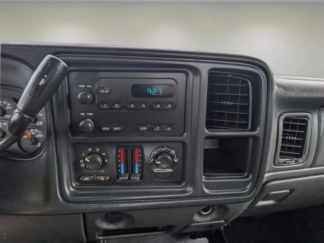 2007 /Dark Charcoal Chevrolet Silverado 1500 Classic Work Truck (1GCEC19X37Z) with an Other engine, located at 521 Old Farm Lane Rd, Prattville, AL, 36066, (334) 325-1505, 32.482460, -86.416367 - **Unleash the Power of Possibility with the 2007 Chevrolet Silverado 1500 Classic! Perfect for Your Active Lifestyle!**<br /> <br /> Are you searching for a reliable and robust vehicle that can handle everything from weekend adventures to daily commutes? Look no further than this exceptional 2007 Ch - Photo#13
