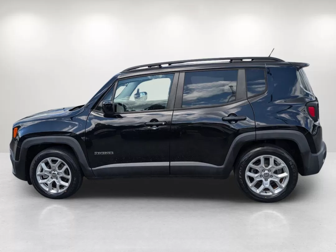 2017 /Black Jeep Renegade Latitude (ZACCJABB7HP) with an Other engine, located at 521 Old Farm Lane Rd, Prattville, AL, 36066, (334) 325-1505, 32.482460, -86.416367 - **Unlock Your Adventure with the 2017 Jeep Renegade Latitude! Perfect for Weekend Getaways and Daily Commutes** <br /> <br /> Are you on the hunt for a versatile vehicle that seamlessly blends adventure with practicality? Look no further than the 2017 Jeep Renegade Latitude, available now at Gils - Photo#7