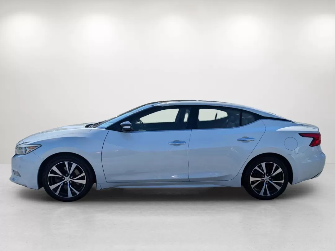 2018 /Charcoal Nissan Maxima SL (1N4AA6AP5JC) with an Other engine, located at 1430 Gateway Drive, Opelika, AL, 36801, (334) 239-0944, 32.637871, -85.409790 - **Experience Luxury and Performance with the 2018 Nissan Maxima SL at Gils Auto Your Trusted Buy Here Pay Here Dealer in Phenix City, AL!**<br /> <br /> Are you searching for a reliable and stylish sedan that meets your daily commuting needs while also providing comfort for weekend adventures? Look - Photo#7