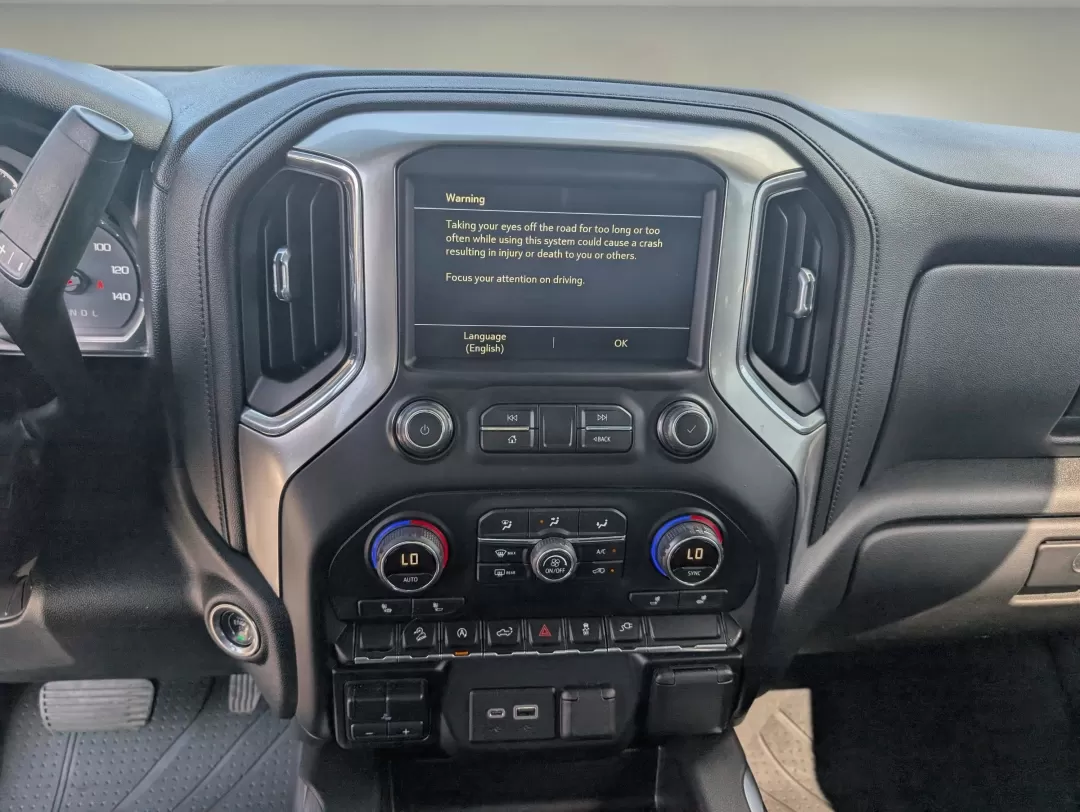 2019 /Jet Black Chevrolet Silverado 1500 LT Trail Boss (1GCPYFED5KZ) with an Other engine, located at 7000 Northlake Connector, Columbus, GA, 31904, (706) 987-8085, 32.524975, -84.978134 - **Adventure Awaits with the 2019 Chevrolet Silverado 1500 LT Trail Boss! Perfect for Weekend Warriors and Family Road Trips!**<br /> <br /> Looking for the ultimate pickup that combines rugged capability with modern comforts? Look no further than the 2019 Chevrolet Silverado 1500 LT Trail Boss, avai - Photo#13