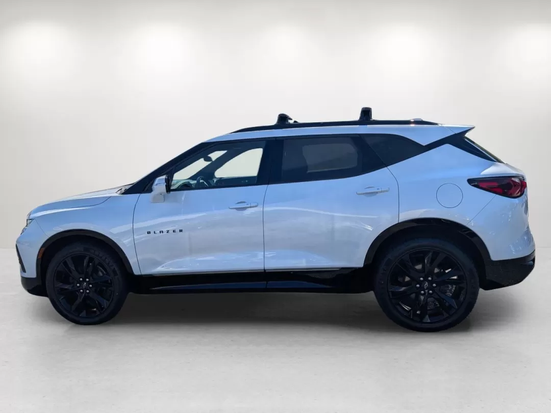 2021 /Jet Black Chevrolet Blazer RS (3GNKBKRS4MS) with an Other engine, located at 521 Old Farm Lane Rd, Prattville, AL, 36066, (334) 325-1505, 32.482460, -86.416367 - **Explore New Adventures with the 2021 Chevrolet Blazer RS at Gils Auto!**<br /> <br /> Are you ready to elevate your next road trip or weekend getaway? The 2021 Chevrolet Blazer RS is the ideal SUV for those who crave adventure without sacrificing comfort and style. Designed for individuals and fam - Photo#7