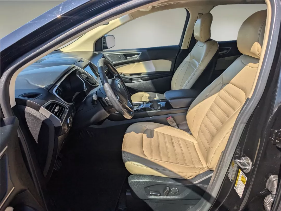 2017 Ford Edge SEL (2FMPK3J85HB) with an Other engine, located at 1430 Gateway Drive, Opelika, AL, 36801, (334) 239-0944, 32.637871, -85.409790 - **Elevate Your Everyday Journey with the 2017 Ford Edge SEL at Gils Auto in Phenix City, AL!**<br /> <br /> Are you in search of a spacious, reliable, and stylish SUV that caters to your family's needs and weekend adventures alike? Look no further! The 2017 Ford Edge SEL is perfect for growing famil - Photo#9