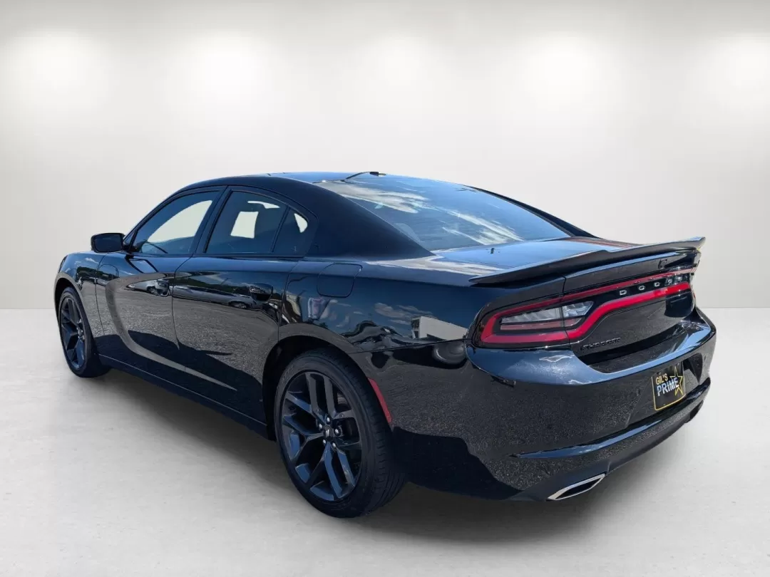 2019 /Black Dodge Charger SXT (2C3CDXBG4KH) with an Other engine, located at 1430 Gateway Drive, Opelika, AL, 36801, (334) 239-0944, 32.637871, -85.409790 - Unleash your adventurous spirit with the 2019 Dodge Charger SXT, the perfect vehicle for those who crave excitement and style without compromising on comfort. Whether you're commuting to work in Phenix City or embarking on weekend road trips through Alabama's scenic routes, this sporty coupe is desi - Photo#6