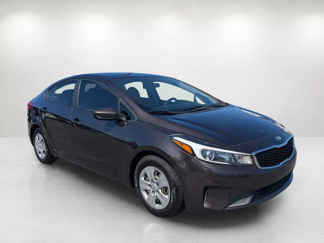 2017 /Black Kia Forte LX (3KPFK4A78HE) with an Other engine, located at 1430 Gateway Drive, Opelika, AL, 36801, (334) 239-0944, 32.637871, -85.409790 - **Explore the Open Road in This 2017 Kia Forte: Your Perfect Commuter Companion!**<br /> <br /> Are you in the market for an efficient vehicle that fits seamlessly into your busy lifestyle? Look no further than this meticulously maintained 2017 Kia Forte LX, available now at Gils Auto in Phenix City - Photo#2