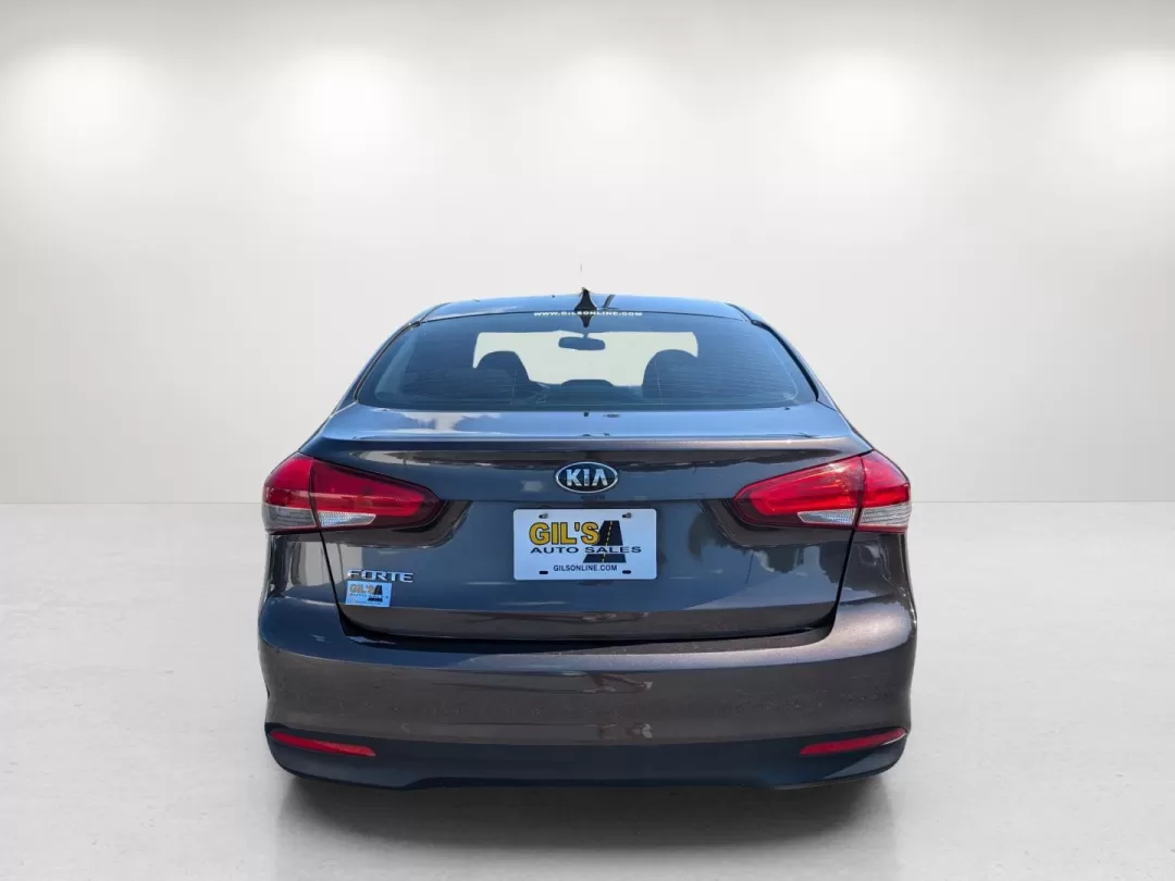 2017 /Black Kia Forte LX (3KPFK4A78HE) with an Other engine, located at 1430 Gateway Drive, Opelika, AL, 36801, (334) 239-0944, 32.637871, -85.409790 - **Explore the Open Road in This 2017 Kia Forte: Your Perfect Commuter Companion!**<br /> <br /> Are you in the market for an efficient vehicle that fits seamlessly into your busy lifestyle? Look no further than this meticulously maintained 2017 Kia Forte LX, available now at Gils Auto in Phenix City - Photo#5
