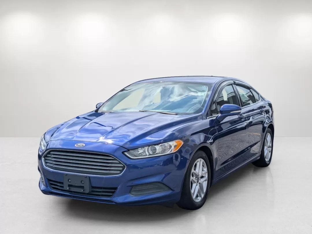 2016 Ford Fusion SE (3FA6P0H75GR) with an Other engine, located at 1430 Gateway Drive, Opelika, AL, 36801, (334) 239-0944, 32.637871, -85.409790 - **Discover a Perfect Blend of Style and Performance with the 2016 Ford Fusion SE at Gils Auto Your Buy Here Pay Here Dealership in Phenix City!**<br /> <br /> Are you searching for the ideal vehicle that seamlessly fits into your busy lifestyle? Look no further than the 2016 Ford Fusion SE, designe - Photo#0