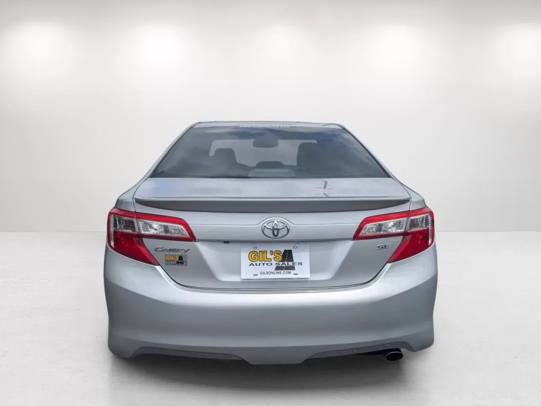 2014 Toyota Camry SE (4T1BF1FK7EU) with an Other engine, located at 7000 Northlake Connector, Columbus, GA, 31904, (706) 987-8085, 32.524975, -84.978134 - Looking for a reliable vehicle that offers comfort and efficiency for your daily commute or family trips? Look no further than this 2014 Toyota Camry, now available at Gils Auto in Phenix City, AL. As a trusted Buy Here Pay Here dealership, we specialize in providing second chance auto financing opt - Photo#5