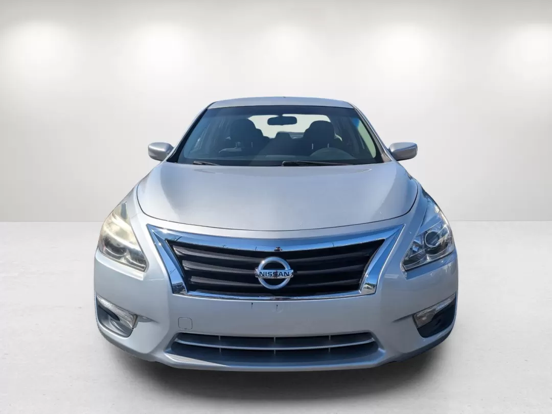 2015 /Charcoal Nissan Altima 2.5 S (1N4AL3AP2FC) with an Other engine, located at 1430 Gateway Drive, Opelika, AL, 36801, (334) 239-0944, 32.637871, -85.409790 - **Elevate Your Daily Commute with the 2015 Nissan Altima at Gils Auto!**<br /> <br /> Are you tired of your long daily drives feeling like a chore? If you're looking for a vehicle that enhances your commuting experience while offering style, comfort, and reliability, then the 2015 Nissan Altima 2.5 - Photo#1
