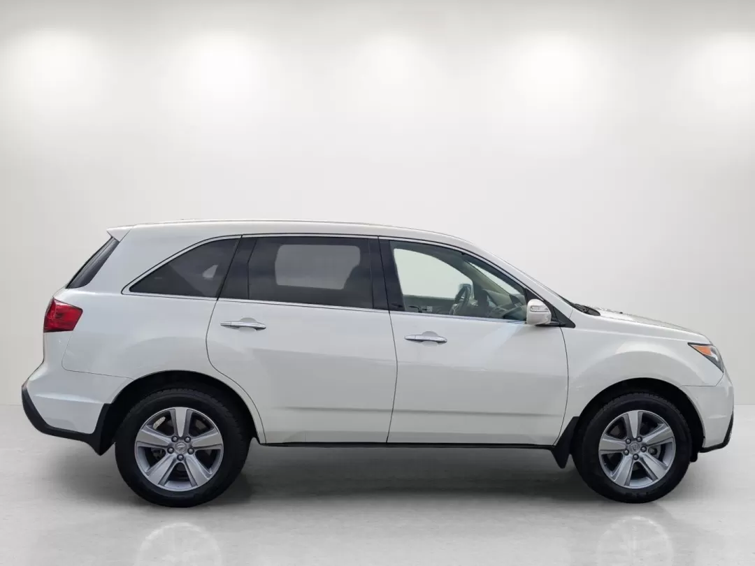 2012 Acura MDX Tech Pkg (2HNYD2H35CH) with an Other engine, located at 3959 U.S. 80 W, Phenix City, AL, 36870, (334) 297-4885, 32.469296, -85.135185 - **Discover Your Next Adventure in the 2012 Acura MDX Tech Pkg Perfect for Families and Weekend Getaways!**<br /> <br /> Are you looking for a reliable, stylish SUV that is perfect for family trips or weekend adventures? Look no further than this 2012 Acura MDX Tech Pkg, available now at Gils Auto i - Photo#4