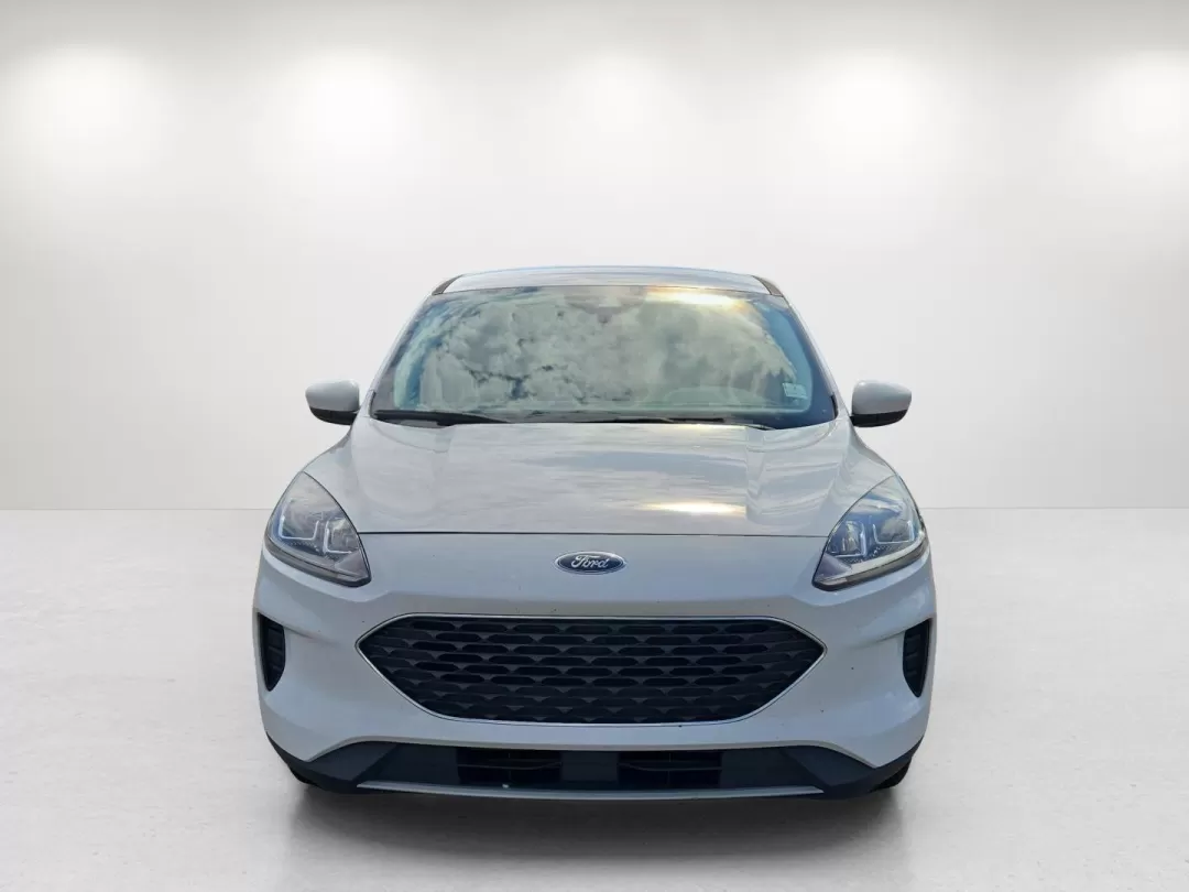 2021 Ford Escape SE (1FMCU0G62MU) with an Other engine, located at 521 Old Farm Lane Rd, Prattville, AL, 36066, (334) 325-1505, 32.482460, -86.416367 - ### Adventure Awaits: Discover the 2021 Ford Escape SE at Gils Auto - Prattville<br /> <br /> Are you ready to elevate your daily commute or embark on an unforgettable road trip? The 2021 Ford Escape SE is your perfect companion for every journey, boasting style, versatility, and modern features tha - Photo#2