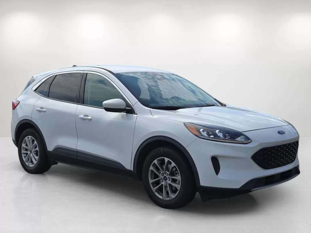 2021 Ford Escape SE (1FMCU0G62MU) with an Other engine, located at 521 Old Farm Lane Rd, Prattville, AL, 36066, (334) 325-1505, 32.482460, -86.416367 - ### Adventure Awaits: Discover the 2021 Ford Escape SE at Gils Auto - Prattville<br /> <br /> Are you ready to elevate your daily commute or embark on an unforgettable road trip? The 2021 Ford Escape SE is your perfect companion for every journey, boasting style, versatility, and modern features tha - Photo#4