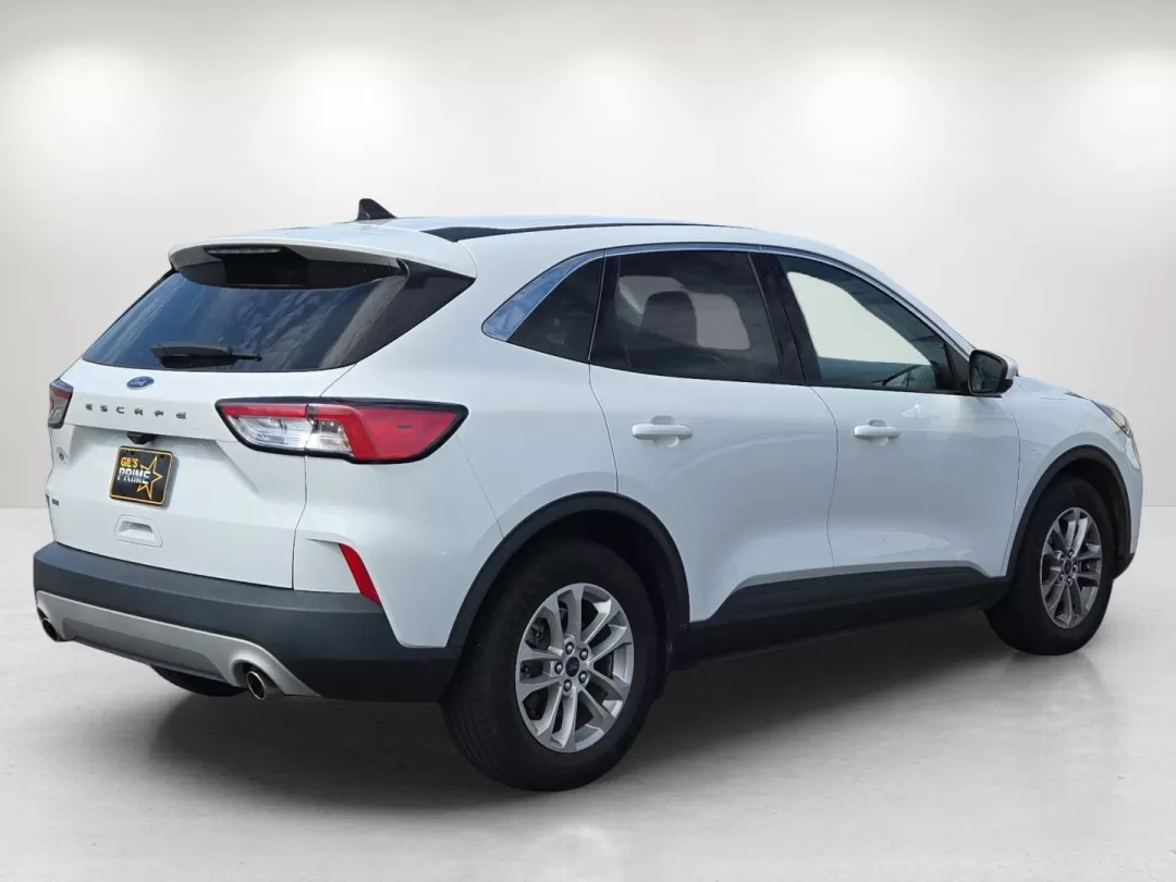 2021 Ford Escape SE (1FMCU0G62MU) with an Other engine, located at 521 Old Farm Lane Rd, Prattville, AL, 36066, (334) 325-1505, 32.482460, -86.416367 - ### Adventure Awaits: Discover the 2021 Ford Escape SE at Gils Auto - Prattville<br /> <br /> Are you ready to elevate your daily commute or embark on an unforgettable road trip? The 2021 Ford Escape SE is your perfect companion for every journey, boasting style, versatility, and modern features tha - Photo#6