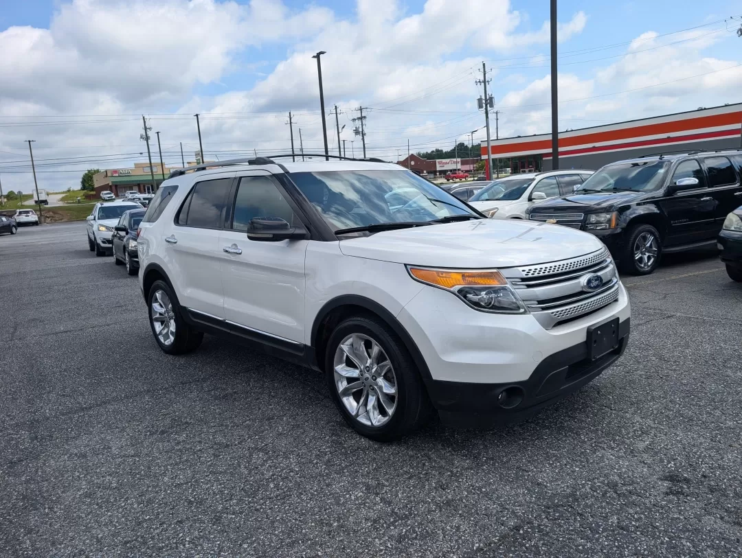 2012 Ford Explorer XLT (1FMHK7D8XCG) with an Other engine, located at 3959 U.S. 80 W, Phenix City, AL, 36870, (334) 297-4885, 32.469296, -85.135185 - **Experience Adventure and Comfort in the 2012 Ford Explorer XLT!**<br /> <br /> Are you searching for a versatile SUV that can accommodate your growing family, tackle weekend adventures, and provide a comfortable commute to work? Look no further than the 2012 Ford Explorer XLT, available now at Gil - Photo#2
