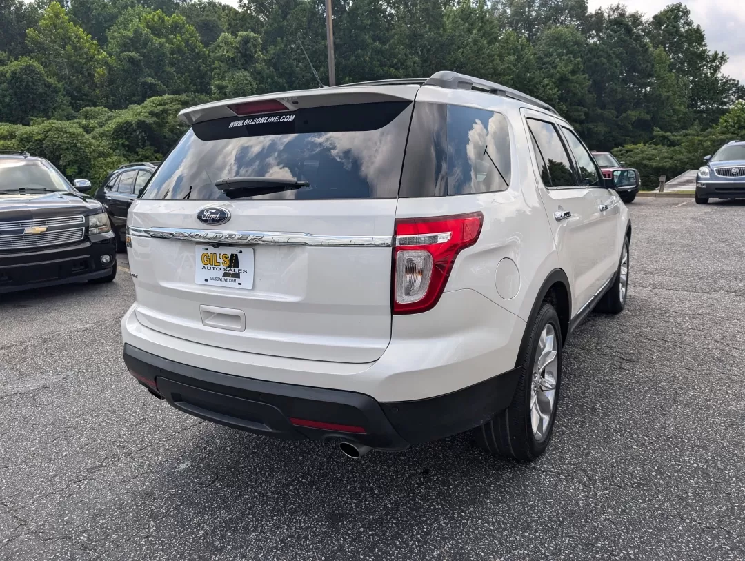 2012 Ford Explorer XLT (1FMHK7D8XCG) with an Other engine, located at 3959 U.S. 80 W, Phenix City, AL, 36870, (334) 297-4885, 32.469296, -85.135185 - **Experience Adventure and Comfort in the 2012 Ford Explorer XLT!**<br /> <br /> Are you searching for a versatile SUV that can accommodate your growing family, tackle weekend adventures, and provide a comfortable commute to work? Look no further than the 2012 Ford Explorer XLT, available now at Gil - Photo#4