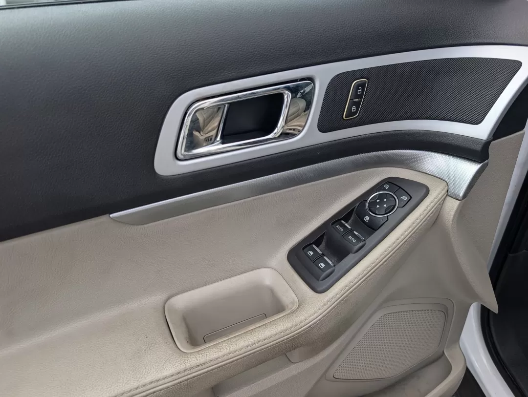 2012 Ford Explorer XLT (1FMHK7D8XCG) with an Other engine, located at 3959 U.S. 80 W, Phenix City, AL, 36870, (334) 297-4885, 32.469296, -85.135185 - **Experience Adventure and Comfort in the 2012 Ford Explorer XLT!**<br /> <br /> Are you searching for a versatile SUV that can accommodate your growing family, tackle weekend adventures, and provide a comfortable commute to work? Look no further than the 2012 Ford Explorer XLT, available now at Gil - Photo#8