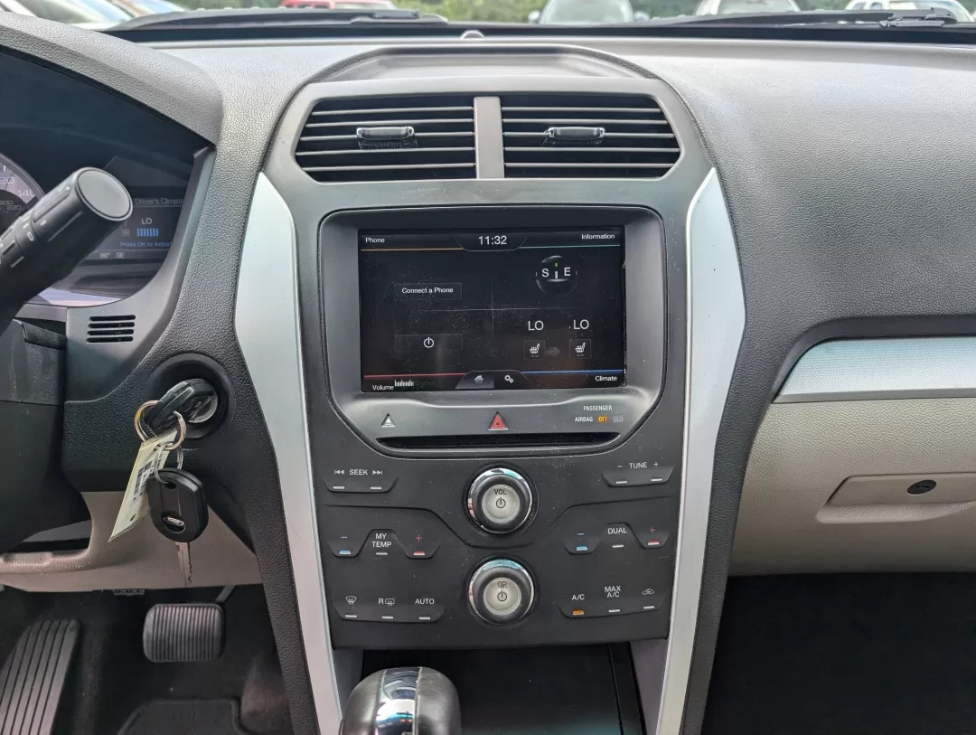 2012 Ford Explorer XLT (1FMHK7D8XCG) with an Other engine, located at 3959 U.S. 80 W, Phenix City, AL, 36870, (334) 297-4885, 32.469296, -85.135185 - **Experience Adventure and Comfort in the 2012 Ford Explorer XLT!**<br /> <br /> Are you searching for a versatile SUV that can accommodate your growing family, tackle weekend adventures, and provide a comfortable commute to work? Look no further than the 2012 Ford Explorer XLT, available now at Gil - Photo#14