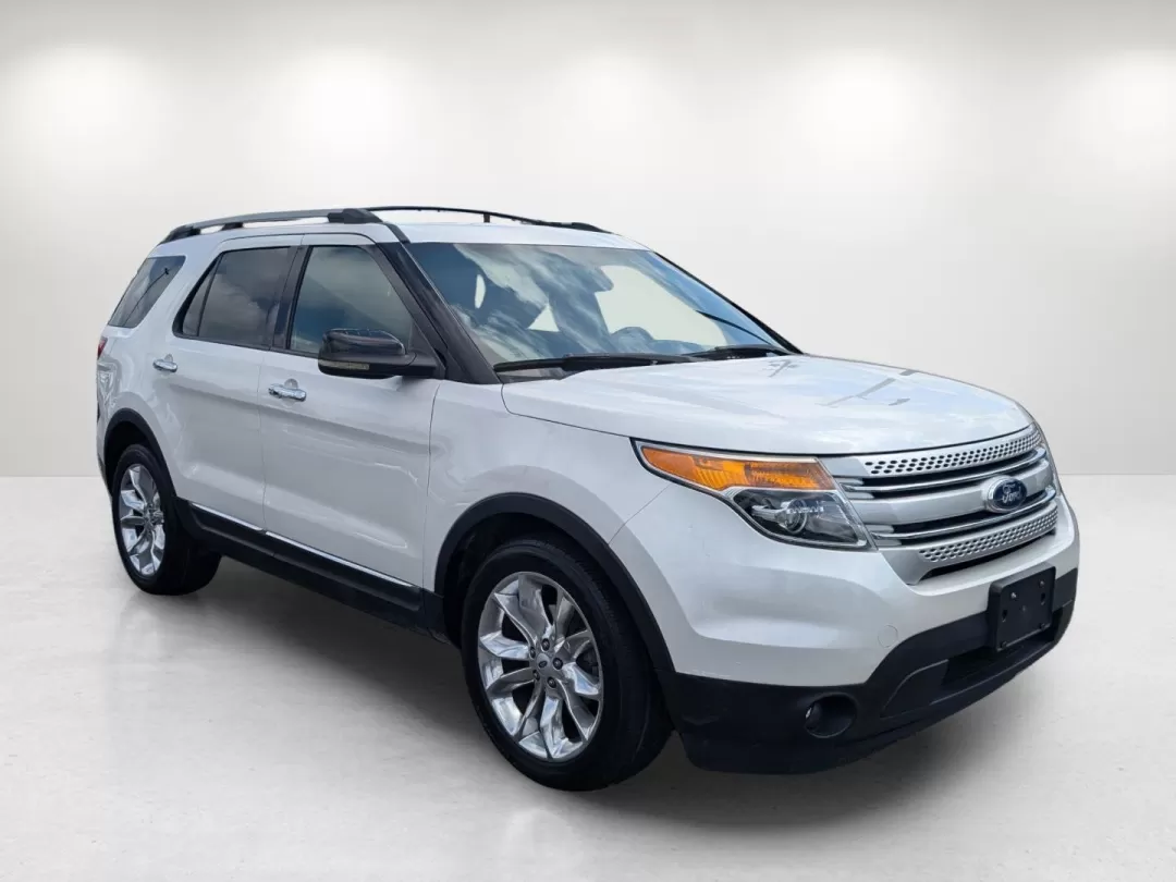 2012 Ford Explorer XLT (1FMHK7D8XCG) with an Other engine, located at 1430 Gateway Drive, Opelika, AL, 36801, (334) 239-0944, 32.637871, -85.409790 - 2012 Ford Explorer XLT - Photo#2
