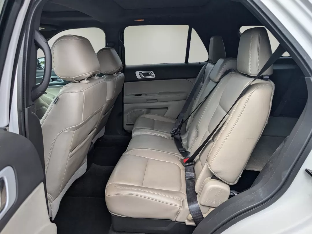 2012 Ford Explorer XLT (1FMHK7D8XCG) with an Other engine, located at 1430 Gateway Drive, Opelika, AL, 36801, (334) 239-0944, 32.637871, -85.409790 - 2012 Ford Explorer XLT - Photo#10