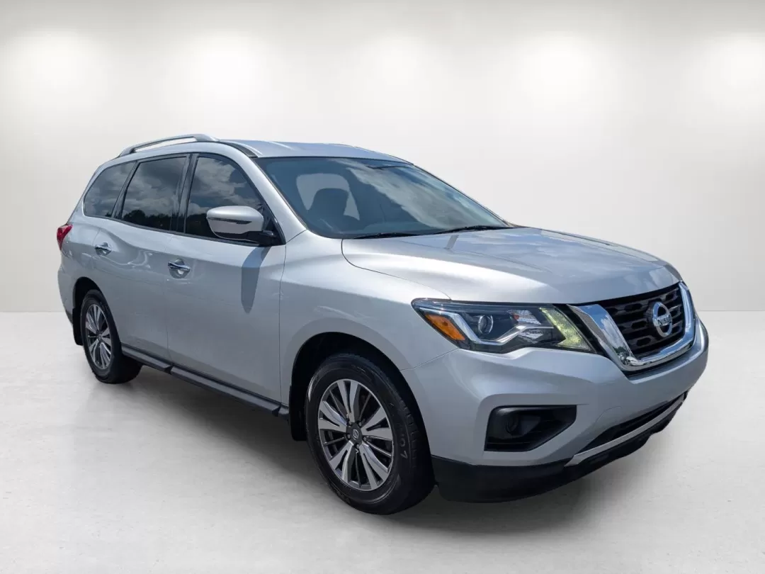 2017 /Charcoal Nissan Pathfinder S (5N1DR2MN2HC) with an Other engine, located at 5115 14th Ave., Columbus, GA, 31904, (706) 323-0345, 32.511494, -84.971046 - ### Elevate Your Family Adventures with this 2017 Nissan Pathfinder at Gils Auto!<br /> <br /> Are you ready to transform your family outings into memorable adventures? The 2017 Nissan Pathfinder S, now available at Gils Auto in Phenix City, AL, is your perfect companion for weekend getaways, school - Photo#2