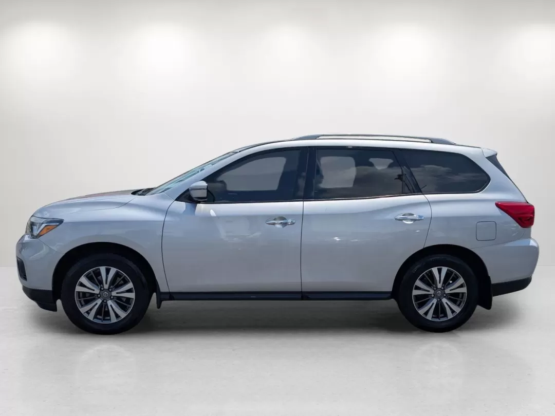 2017 /Charcoal Nissan Pathfinder S (5N1DR2MN2HC) with an Other engine, located at 5115 14th Ave., Columbus, GA, 31904, (706) 323-0345, 32.511494, -84.971046 - ### Elevate Your Family Adventures with this 2017 Nissan Pathfinder at Gils Auto!<br /> <br /> Are you ready to transform your family outings into memorable adventures? The 2017 Nissan Pathfinder S, now available at Gils Auto in Phenix City, AL, is your perfect companion for weekend getaways, school - Photo#7