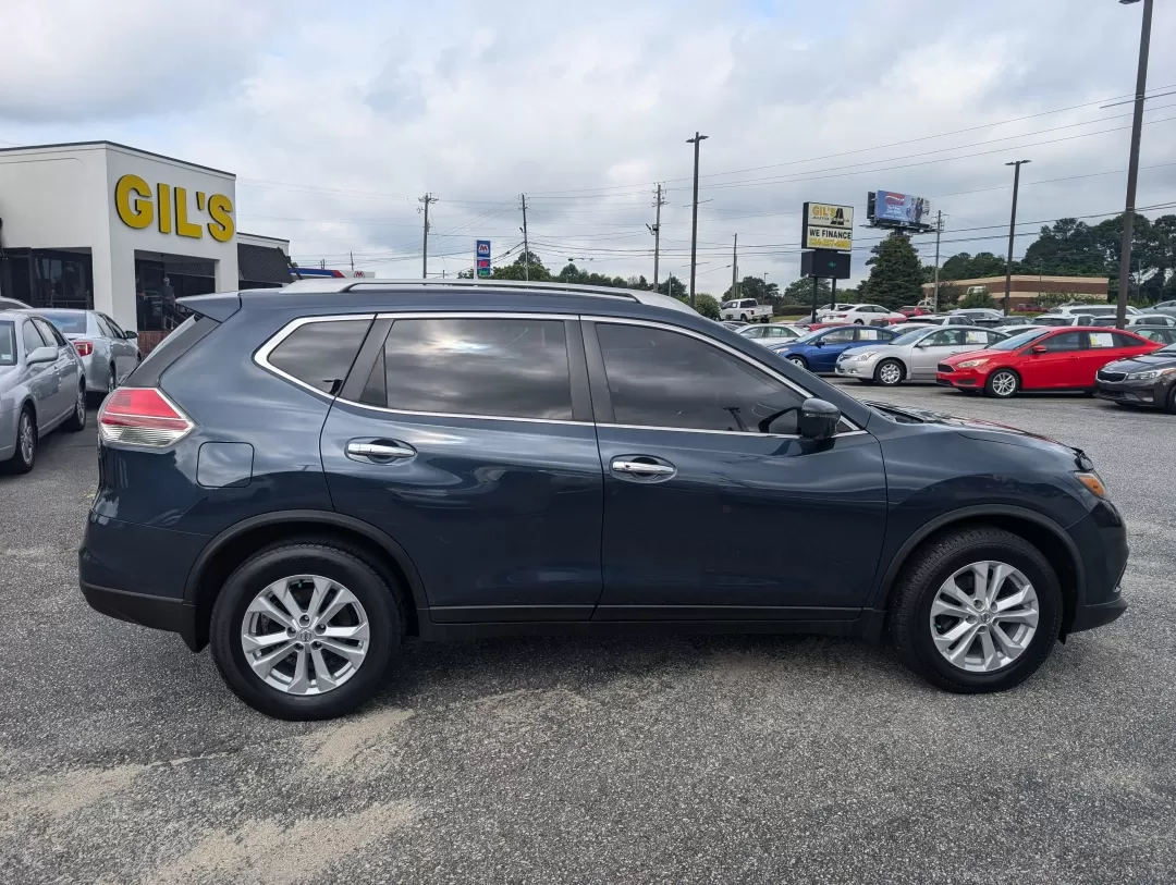 2016 /Charcoal Nissan Rogue SV (5N1AT2MT7GC) with an Other engine, located at 3959 U.S. 80 W, Phenix City, AL, 36870, (334) 297-4885, 32.469296, -85.135185 - Discover the perfect blend of style, comfort, and functionality with this stunning 2016 Nissan Rogue SV, available now at Gils Auto in Phenix City, AL. Whether you're navigating busy city streets or embarking on a weekend adventure, this spacious SUV is designed to fit your lifestyle seamlessly. Wit - Photo#3