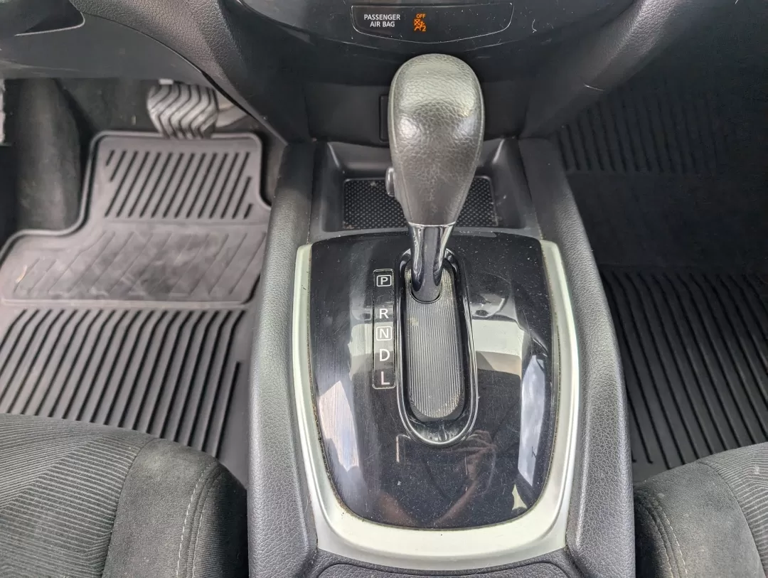 2016 /Charcoal Nissan Rogue SV (5N1AT2MT7GC) with an Other engine, located at 3959 U.S. 80 W, Phenix City, AL, 36870, (334) 297-4885, 32.469296, -85.135185 - Discover the perfect blend of style, comfort, and functionality with this stunning 2016 Nissan Rogue SV, available now at Gils Auto in Phenix City, AL. Whether you're navigating busy city streets or embarking on a weekend adventure, this spacious SUV is designed to fit your lifestyle seamlessly. Wit - Photo#13