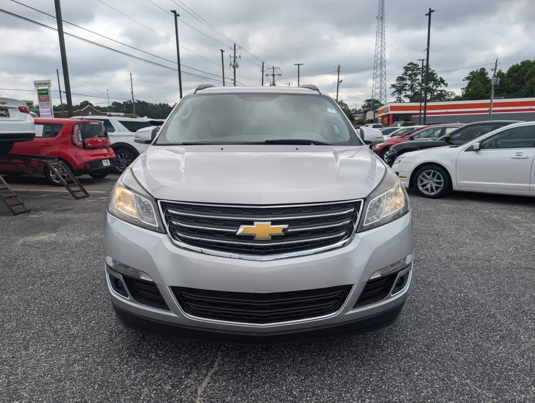 2017 /Dark Titanium/Light Titanium Chevrolet Traverse LT (1GNKRHKD0HJ) with an Other engine, located at 3959 U.S. 80 W, Phenix City, AL, 36870, (334) 297-4885, 32.469296, -85.135185 - **Discover Your Next Adventure with the 2017 Chevrolet Traverse LT at Gils Auto!**<br /> <br /> Are you in search of a reliable SUV that can cater to your family's needs, embark on weekend getaways, or simply provide a comfortable ride for your daily commute? Look no further! The 2017 Chevrolet Trav - Photo#1