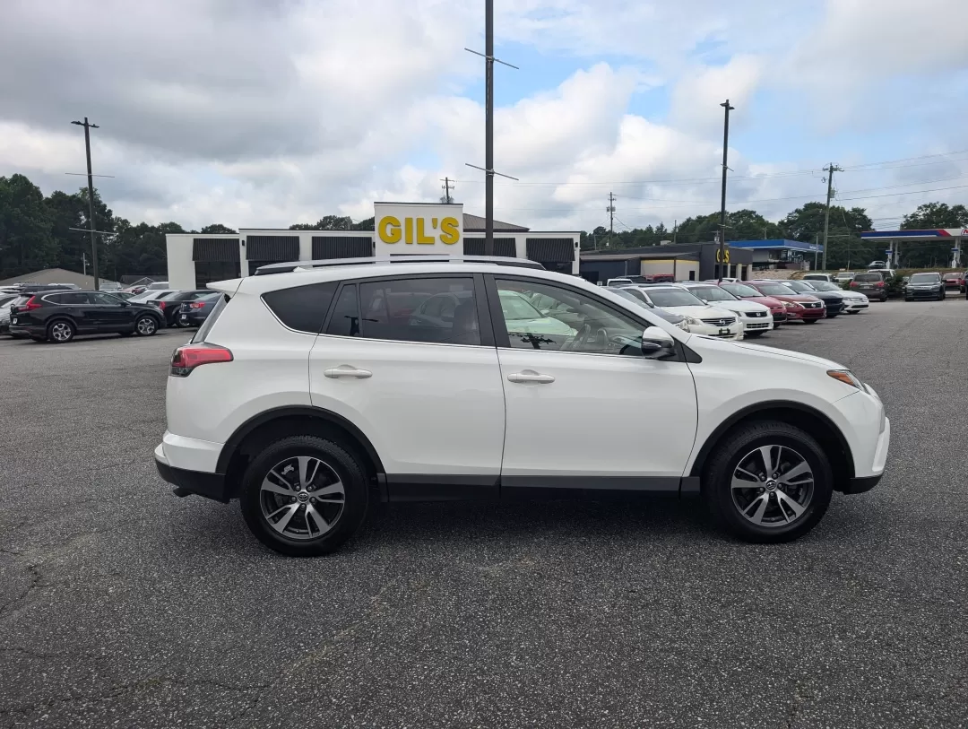 2018 Toyota RAV4 XLE (JTMWFREV7JJ) with an Other engine, located at 3959 U.S. 80 W, Phenix City, AL, 36870, (334) 297-4885, 32.469296, -85.135185 - **Discover Your Next Adventure with the 2018 Toyota RAV4 at Gils Auto - Phenix City!** <br /> <br /> Are you ready to elevate your lifestyle? Whether you're a busy professional navigating your daily commute, a growing family seeking space and comfort, or an adventurous soul ready for weekend getawa - Photo#3