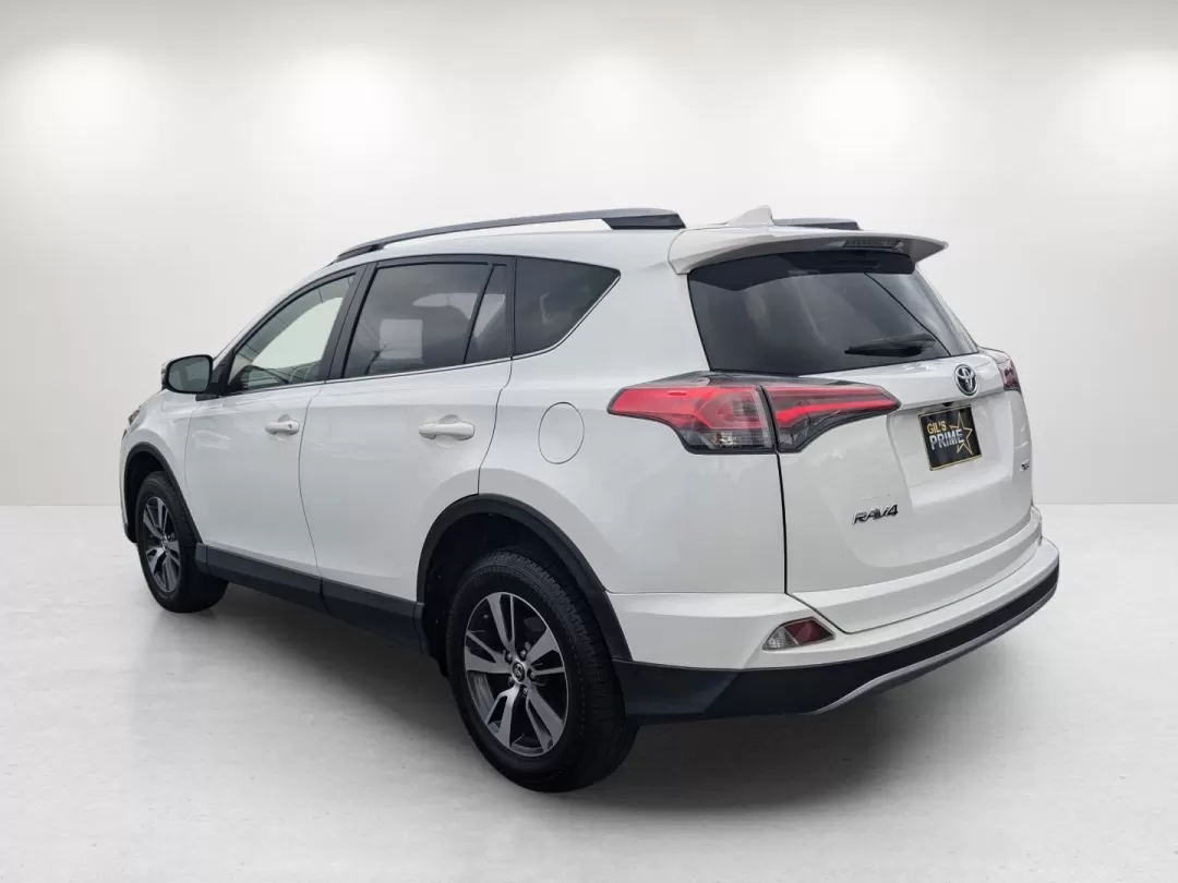 2018 Toyota RAV4 XLE (JTMWFREV7JJ) with an Other engine, located at 7000 Northlake Connector, Columbus, GA, 31904, (706) 987-8085, 32.524975, -84.978134 - **Discover Your Next Adventure with the 2018 Toyota RAV4 at Gils Auto - Phenix City!** <br /> <br /> Are you ready to elevate your lifestyle? Whether you're a busy professional navigating your daily commute, a growing family seeking space and comfort, or an adventurous soul ready for weekend getawa - Photo#6