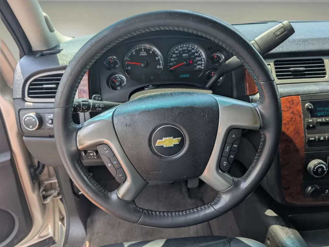 2013 /Ebony Chevrolet Suburban LS (1GNSCHE00DR) with an Other engine, located at 3959 U.S. 80 W, Phenix City, AL, 36870, (334) 297-4885, 32.469296, -85.135185 - ### Experience Adventure with the 2013 Chevrolet Suburban at Gils Auto Phenix City<br /> <br /> Are you ready to elevate your family adventures or daily commutes? The 2013 Chevrolet Suburban is your ticket to a life filled with excitement, comfort, and unparalleled capability. Whether you're transp - Photo#15