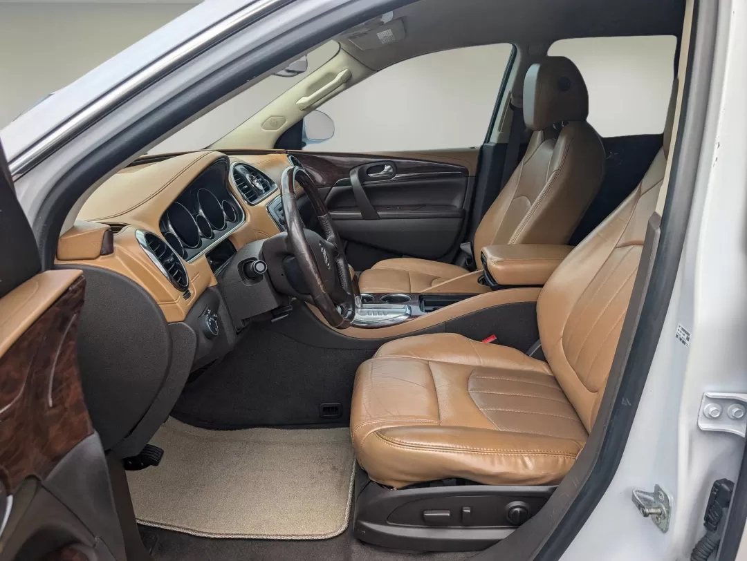 2016 /Choccachino Buick Enclave Leather (5GAKRBKD5GJ) with an Other engine, located at 3959 U.S. 80 W, Phenix City, AL, 36870, (334) 297-4885, 32.469296, -85.135185 - **Embark on Unforgettable Adventures with the 2016 Buick Enclave - Perfect for Growing Families!**<br /> <br /> Are you ready to elevate your family outings and weekend getaways? Look no further than the sophisticated 2016 Buick Enclave, available now at Gils Auto in Phenix City, AL. This spacious a - Photo#9