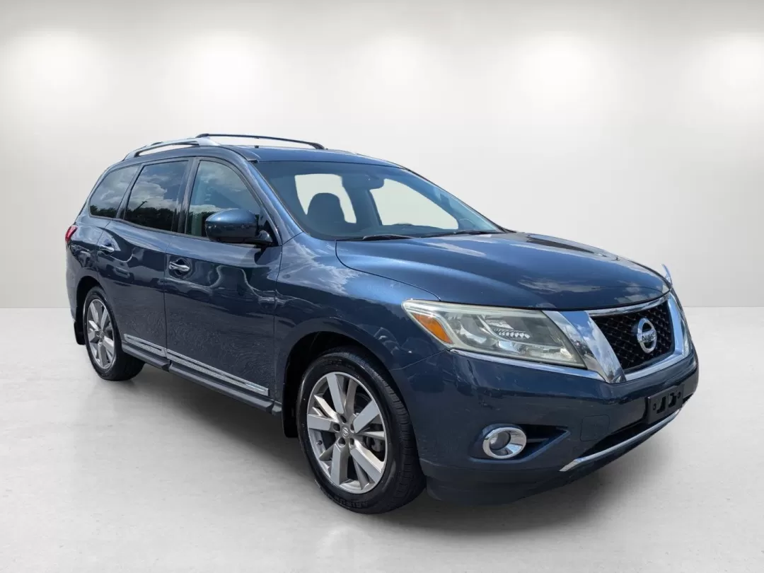2015 Nissan Pathfinder Platinum (5N1AR2MMXFC) with an Other engine, located at 3959 U.S. 80 W, Phenix City, AL, 36870, (334) 297-4885, 32.469296, -85.135185 - Discover your next adventure with this 2015 Nissan Pathfinder, the perfect SUV for families and outdoor enthusiasts alike. Whether you're navigating busy city streets or exploring the great outdoors, this versatile vehicle is designed to meet all your lifestyle needs. With a spacious interior and a - Photo#2