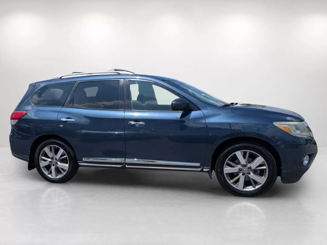 2015 Nissan Pathfinder Platinum (5N1AR2MMXFC) with an Other engine, located at 3959 U.S. 80 W, Phenix City, AL, 36870, (334) 297-4885, 32.469296, -85.135185 - Discover your next adventure with this 2015 Nissan Pathfinder, the perfect SUV for families and outdoor enthusiasts alike. Whether you're navigating busy city streets or exploring the great outdoors, this versatile vehicle is designed to meet all your lifestyle needs. With a spacious interior and a - Photo#3