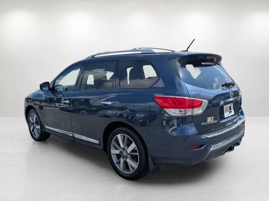 2015 Nissan Pathfinder Platinum (5N1AR2MMXFC) with an Other engine, located at 3959 U.S. 80 W, Phenix City, AL, 36870, (334) 297-4885, 32.469296, -85.135185 - Discover your next adventure with this 2015 Nissan Pathfinder, the perfect SUV for families and outdoor enthusiasts alike. Whether you're navigating busy city streets or exploring the great outdoors, this versatile vehicle is designed to meet all your lifestyle needs. With a spacious interior and a - Photo#6