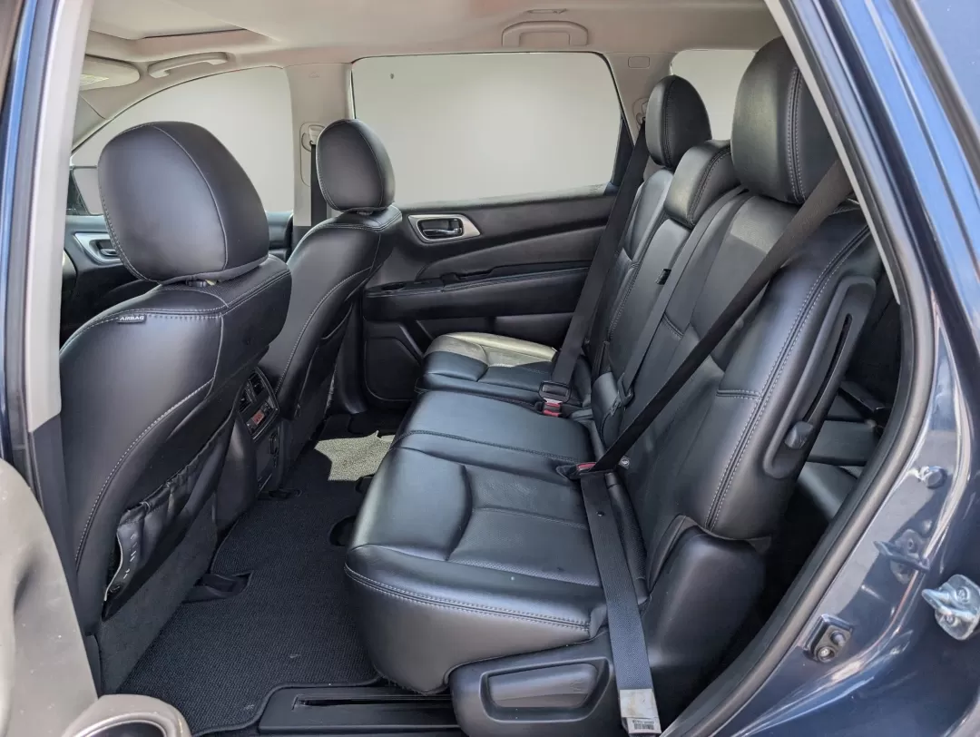 2015 Nissan Pathfinder Platinum (5N1AR2MMXFC) with an Other engine, located at 3959 U.S. 80 W, Phenix City, AL, 36870, (334) 297-4885, 32.469296, -85.135185 - Discover your next adventure with this 2015 Nissan Pathfinder, the perfect SUV for families and outdoor enthusiasts alike. Whether you're navigating busy city streets or exploring the great outdoors, this versatile vehicle is designed to meet all your lifestyle needs. With a spacious interior and a - Photo#10