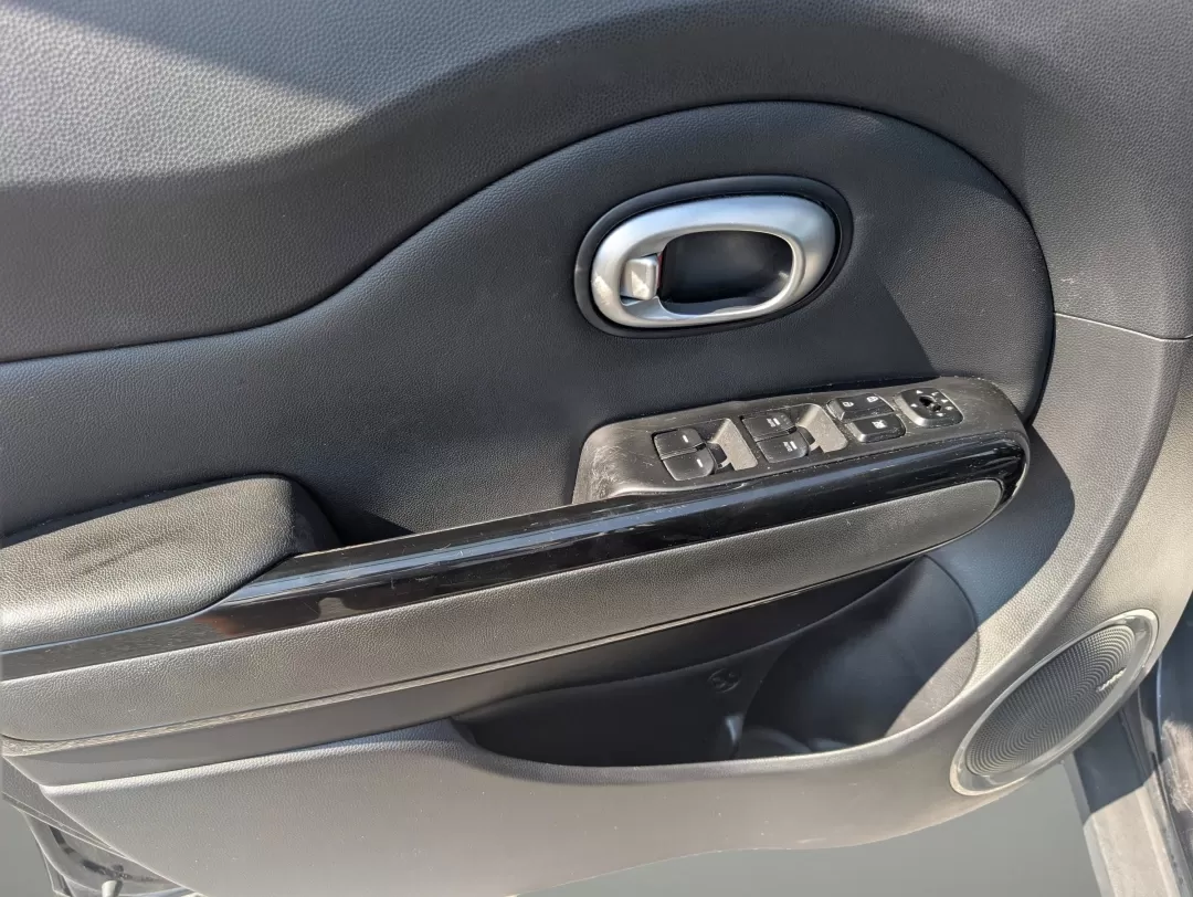 2015 /Black Kia Soul + (KNDJP3A58F7) with an Other engine, located at 5115 14th Ave., Columbus, GA, 31904, (706) 323-0345, 32.511494, -84.971046 - **Discover the 2015 Kia Soul Perfect for Your Next Adventure!**<br /> <br /> Are you ready to elevate your driving experience? Whether you're cruising through the picturesque neighborhoods of Phenix City or embarking on a road trip to the beautiful Lake Harding, the 2015 Kia Soul is designed to mee - Photo#8