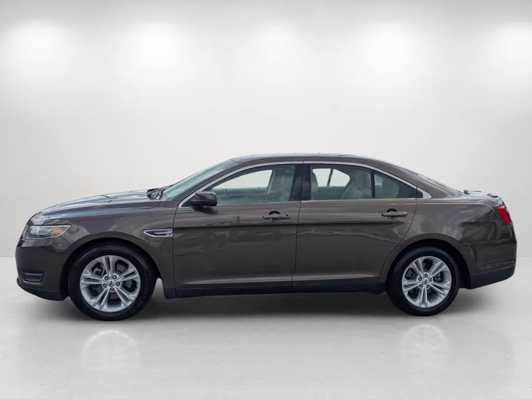 2015 Ford Taurus SEL (1FAHP2E86FG) with an Other engine, located at 3959 U.S. 80 W, Phenix City, AL, 36870, (334) 297-4885, 32.469296, -85.135185 - Elevate your daily commute and weekend adventures with the 2015 Ford Taurus SEL, available now at Gils Auto in Phenix City, AL! This sophisticated sedan is not only designed for comfort and style but also offers the reliability you've been searching for. Whether you're a growing family needing space - Photo#7