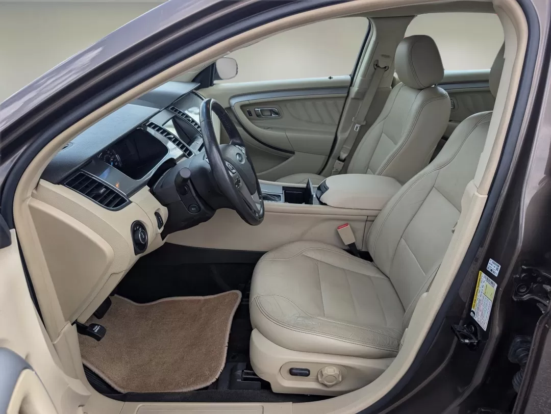 2015 Ford Taurus SEL (1FAHP2E86FG) with an Other engine, located at 3959 U.S. 80 W, Phenix City, AL, 36870, (334) 297-4885, 32.469296, -85.135185 - Elevate your daily commute and weekend adventures with the 2015 Ford Taurus SEL, available now at Gils Auto in Phenix City, AL! This sophisticated sedan is not only designed for comfort and style but also offers the reliability you've been searching for. Whether you're a growing family needing space - Photo#9
