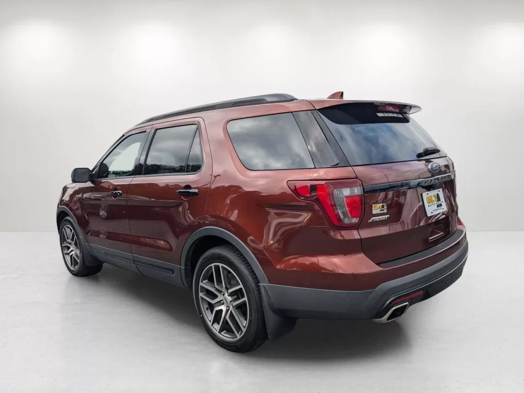 2016 Ford Explorer Sport (1FM5K8GT2GG) with an Other engine, located at 3959 U.S. 80 W, Phenix City, AL, 36870, (334) 297-4885, 32.469296, -85.135185 - **Discover Your Next Adventure with the 2016 Ford Explorer Sport at Gils Auto in Phenix City, AL!**<br /> <br /> Are you ready to elevate your family adventures, conquer weekend getaways, or enhance your daily commutes? Look no further than the stunning 2016 Ford Explorer Sport, now available at Gil - Photo#6