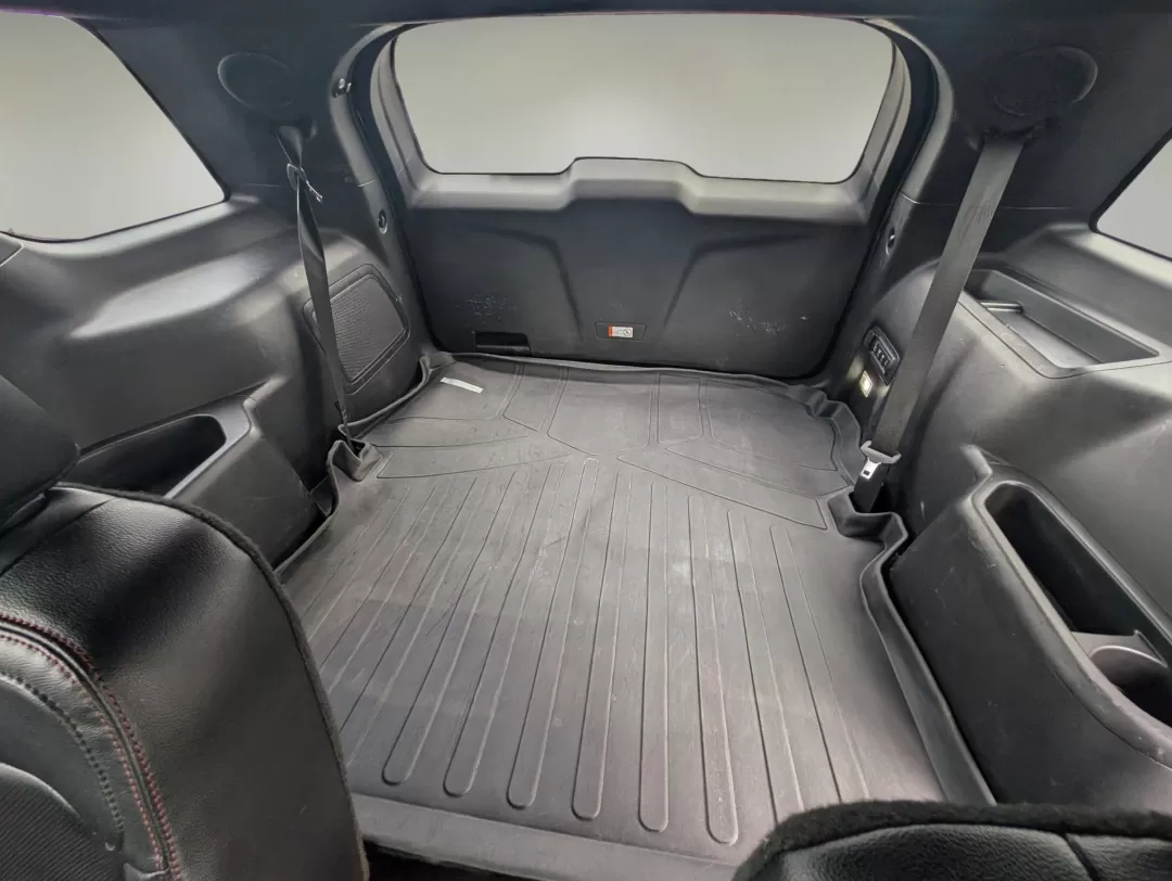 2016 Ford Explorer Sport (1FM5K8GT2GG) with an Other engine, located at 3959 U.S. 80 W, Phenix City, AL, 36870, (334) 297-4885, 32.469296, -85.135185 - **Discover Your Next Adventure with the 2016 Ford Explorer Sport at Gils Auto in Phenix City, AL!**<br /> <br /> Are you ready to elevate your family adventures, conquer weekend getaways, or enhance your daily commutes? Look no further than the stunning 2016 Ford Explorer Sport, now available at Gil - Photo#14