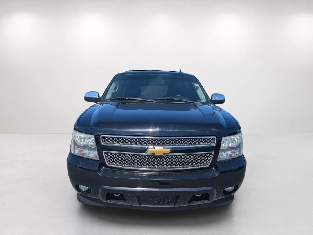 2013 /Ebony Chevrolet Suburban LT (1GNSCJE07DR) with an Other engine, located at 5115 14th Ave., Columbus, GA, 31904, (706) 323-0345, 32.511494, -84.971046 - **Unleash Adventure with the 2013 Chevrolet Suburban LT at Gils Auto in Columbus, GA!**<br /> <br /> Are you ready to elevate your family adventures or tackle your daily commute with style and comfort? The 2013 Chevrolet Suburban LT is the ultimate SUV that perfectly blends functionality and luxury, - Photo#1